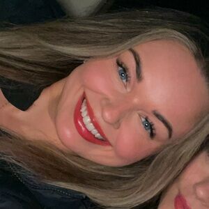 Meet your Posher, Monika